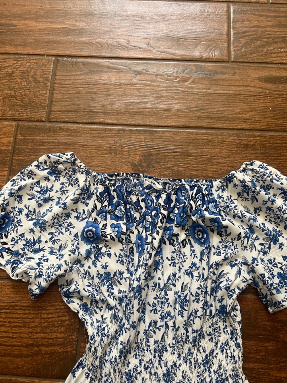 Kindred Blue and White Floral Maxi Dress - Picture 5 of 7